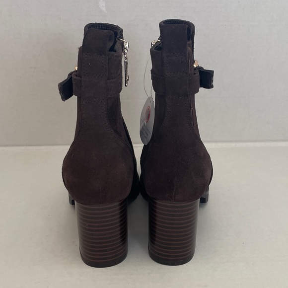 Brand New BLONDO Beautiful Classy  Waterproof Suede Tamera Brown Bootie Size 8 - Picture 8 of 8